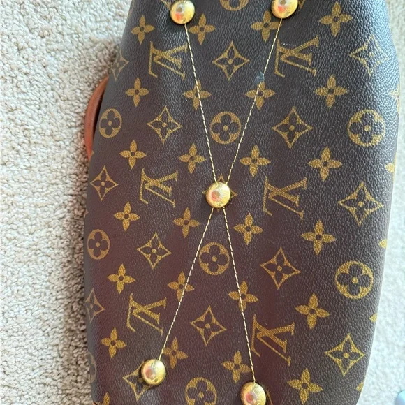 Louis Vuitton Monogram Tivoli PM - Picture 6 of 7